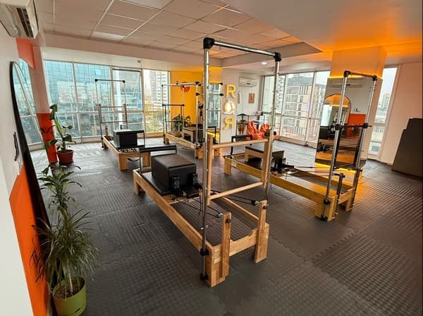 ROR and Pilates — Bayraklı pilates stüdyosu