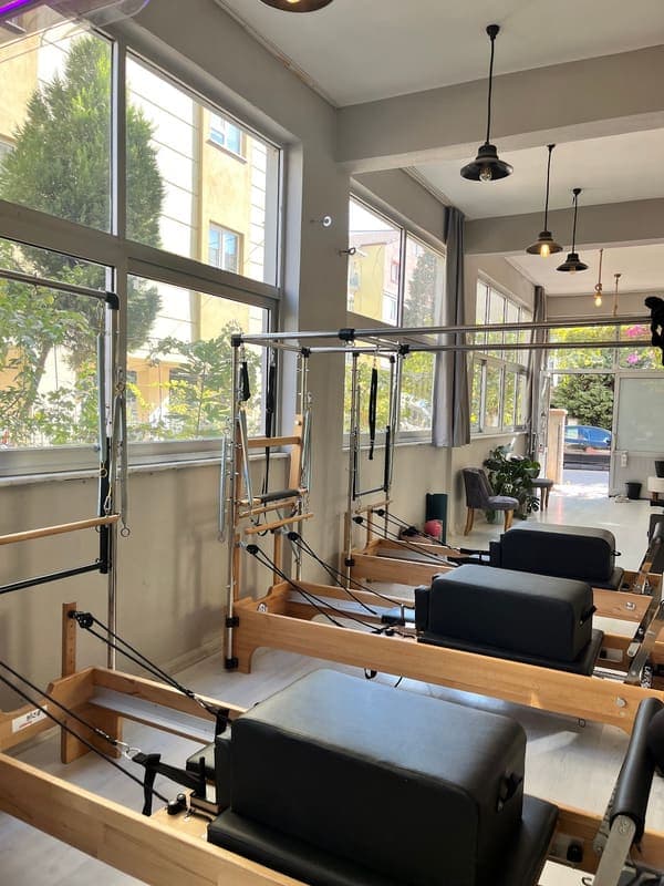 Zena fit pilates — Efeler pilates stüdyosu