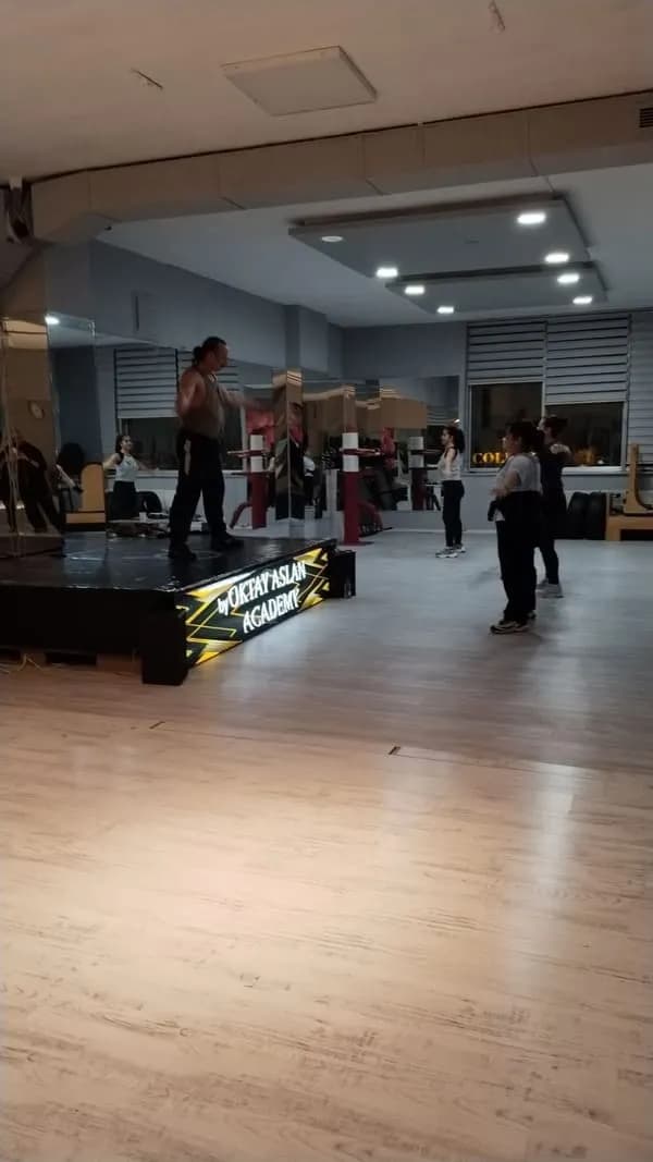 By OKTAY ASLAN Fitness Pilates academy — Beylikdüzü pilates stüdyosu