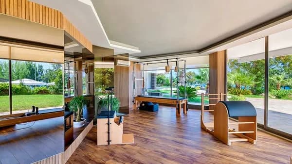 FOPS Pilates Studio — Lara pilates stüdyosu