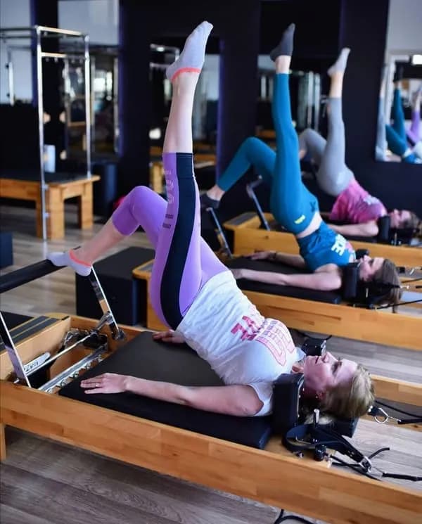R-FORM Pilates & Personal training studio — Merkezefendi pilates stüdyosu