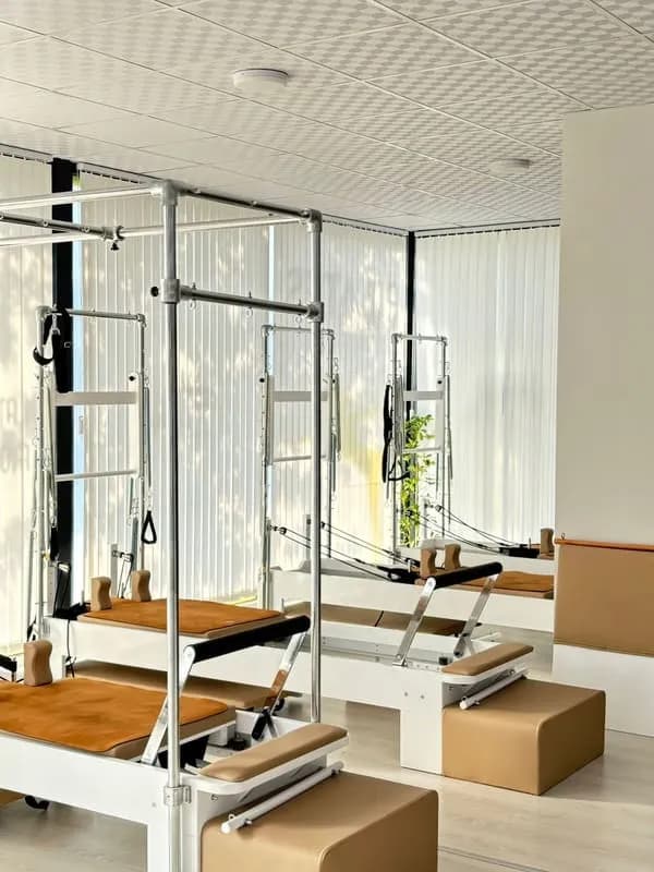 FiL Pilates Studio - Balıkesir Kadınlara Özel Pilates - Reformer - Yoga — Altıeylül pilates stüdyosu