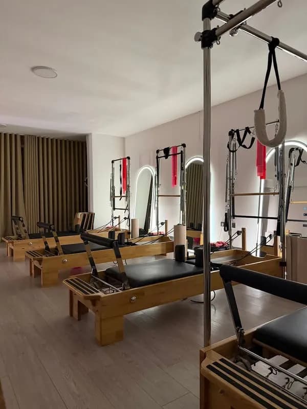 Nyx Pilates Studio — Konak pilates stüdyosu