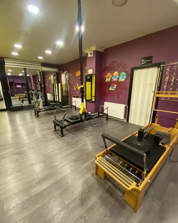 Bee Pilates Studio — Üsküdar pilates stüdyosu