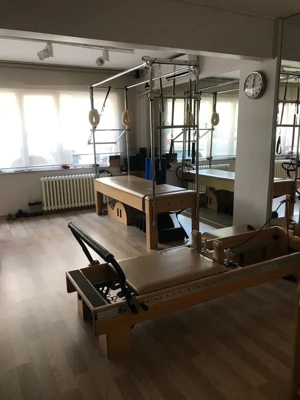 Circle Pilates Studio — Bebek pilates stüdyosu