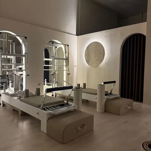 Auralis Pilates Studio — Bağcılar pilates stüdyosu