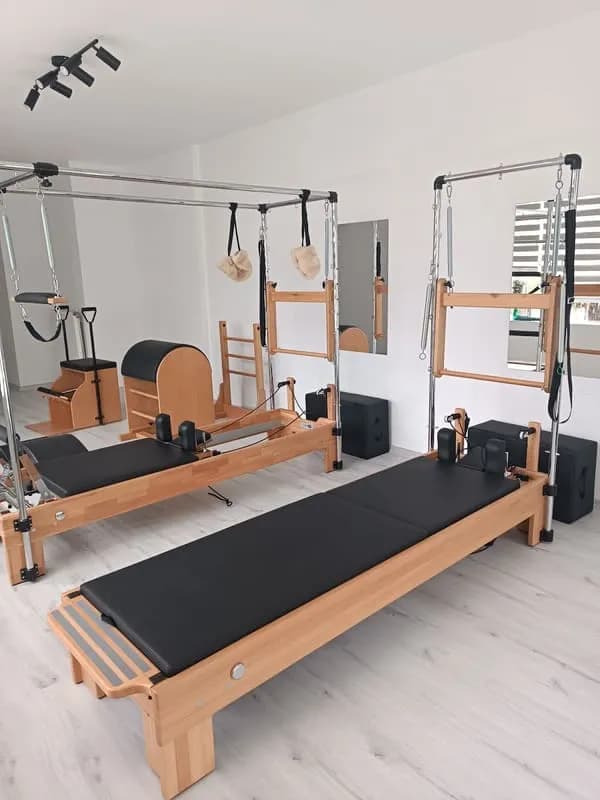 Pilates Sekiz Göztepe Pilates — Kadıköy pilates stüdyosu