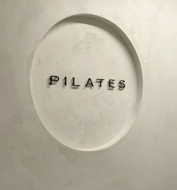 Bornova Reformer Pilates Stüdyo Yağmur Akdemir — Konak pilates stüdyosu