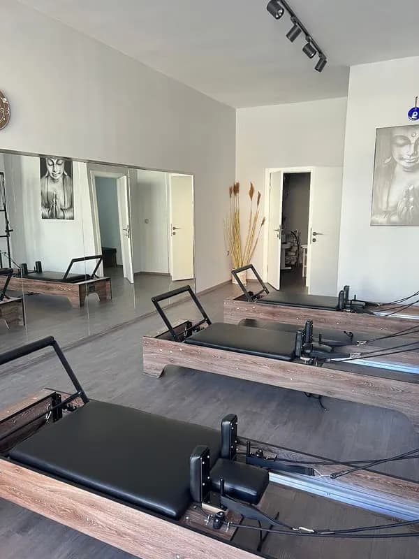 Yoga and Pilates Studio — Konyaaltı pilates stüdyosu