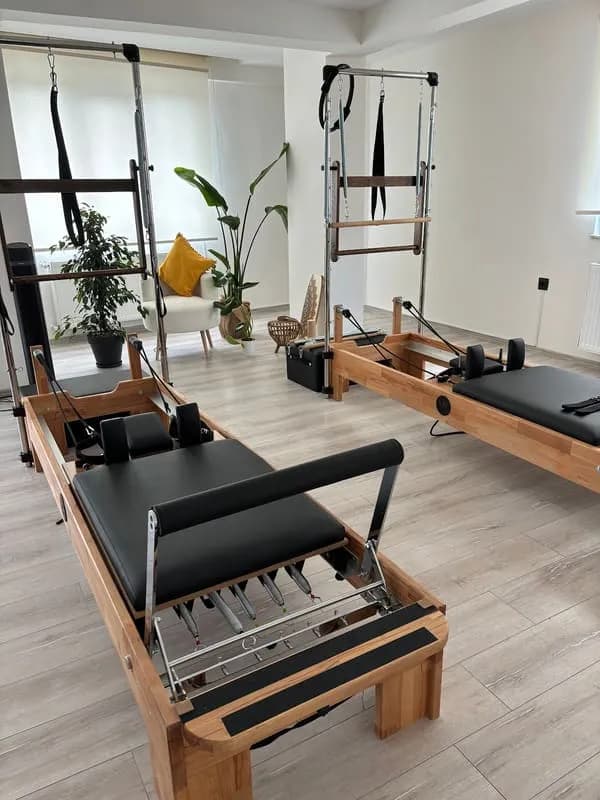 Esra Koca Pilates Studio — İlkadım pilates stüdyosu