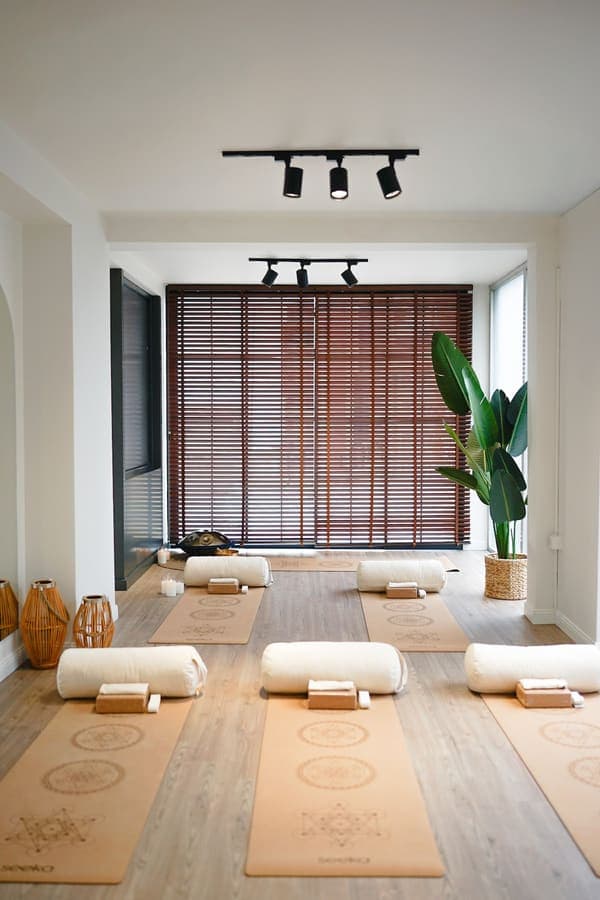 alba yoga & pilates studio — Ortahisar pilates stüdyosu