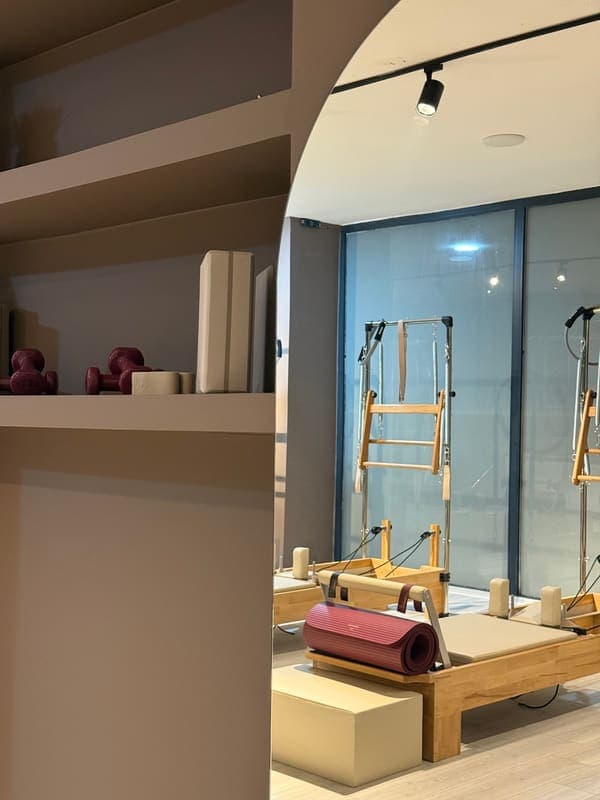 bella pilates studio — Karadolap pilates stüdyosu