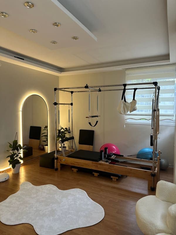 Cello’s Reformer Pilates – Birebir & Düet Özel Ders (Bakırköy — Sakızağacı pilates stüdyosu