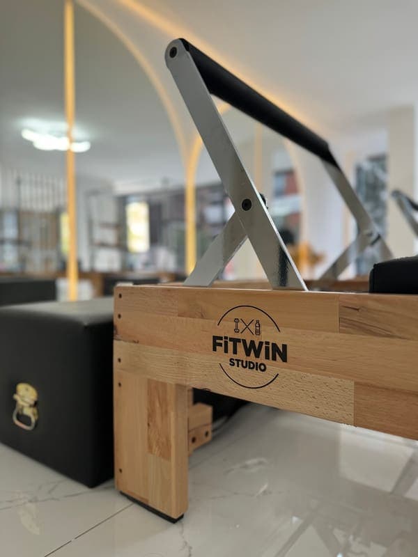 Ems Avcılar Pilates Fitwin Studio — Avcılar pilates stüdyosu
