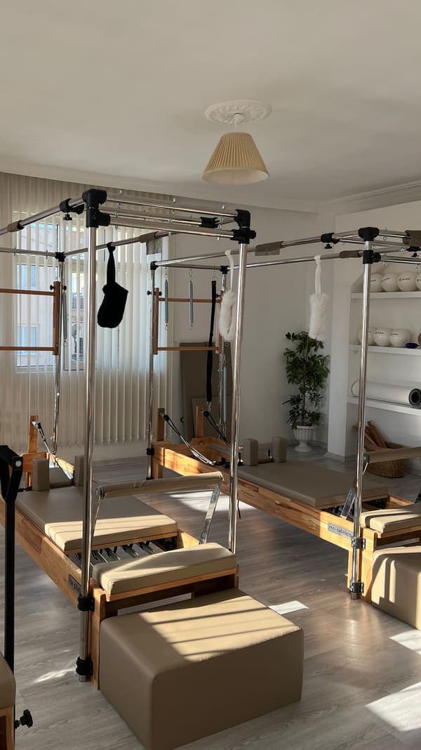 Eylem pilates stüdyo — Aksu pilates stüdyosu