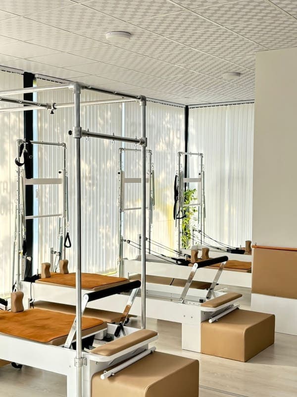 FiL Pilates Studio - Balıkesir Kadınlara Özel Pilates - Reformer - Yoga — Altıeylül pilates stüdyosu