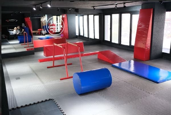 Filiz Aydın Cimnastik EMS Pilates Studio — Pendik pilates stüdyosu