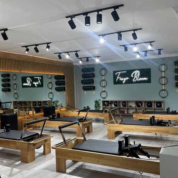 Fizyo Bloom Pilates Studio — Bağcılar pilates stüdyosu
