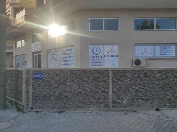 Fizyo Kinetik Fizyoterapi & Pilates Studio — Söke pilates stüdyosu