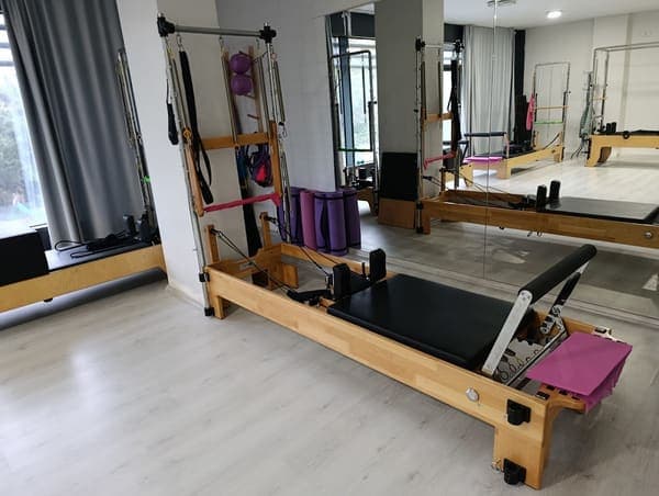 FlexForm Pilates Studio — Küçükçekmece pilates stüdyosu