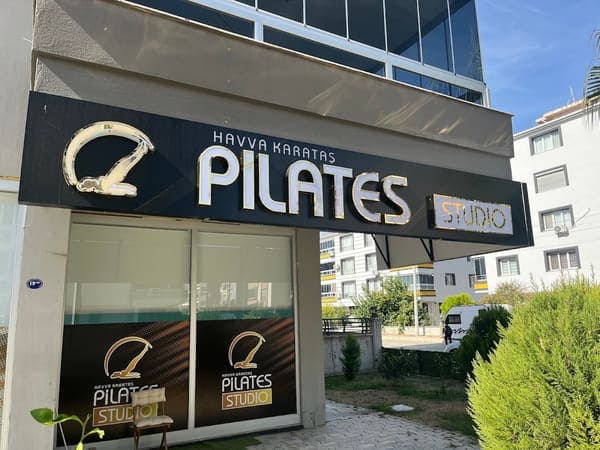Havva Karataş Pilates Studio — Torbalı pilates stüdyosu