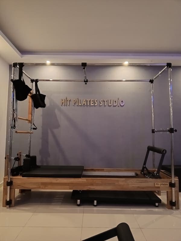 Hit Pilates Studio By Kübra Burak — Menemen pilates stüdyosu