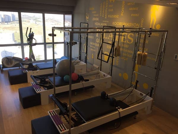 Klinik Pilates Studyo — Küçükçekmece pilates stüdyosu