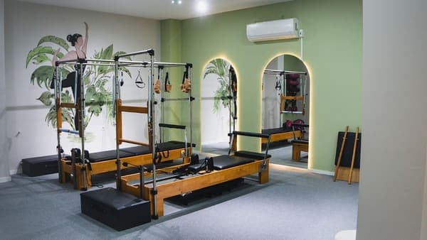 Mayisel Five Pilates Studio — Karadolap pilates stüdyosu