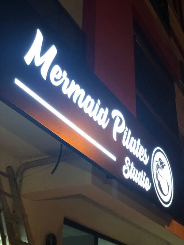 Mermaid pilates studio — Merkez pilates stüdyosu