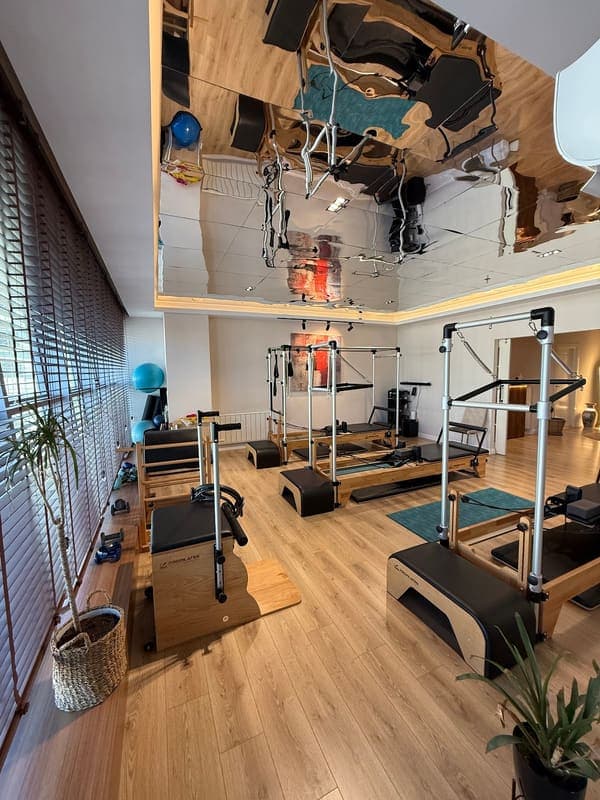 Merve Kaya Pilates Studyo — Merkez pilates stüdyosu