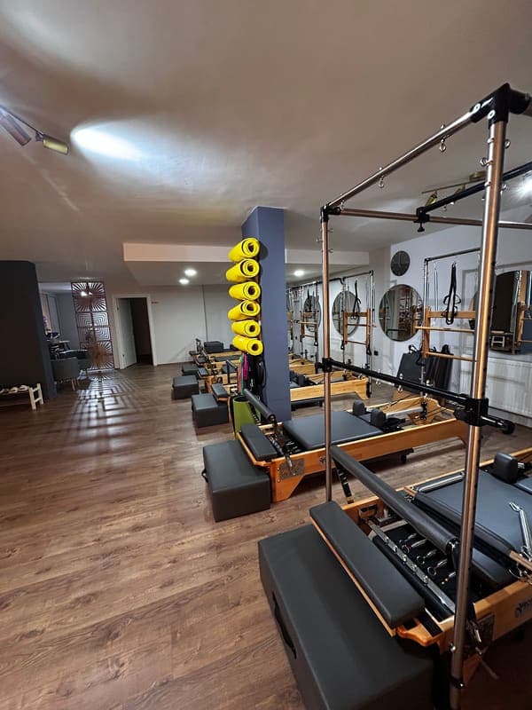 Merve Mete Pilates Studio — Merkez pilates stüdyosu
