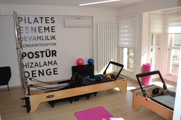 Mora Pilates — Tarabya pilates stüdyosu