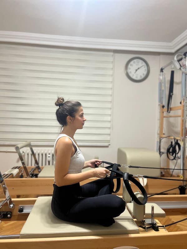 Movimento Pilates Studio Bakırköy — Zuhuratbaba pilates stüdyosu