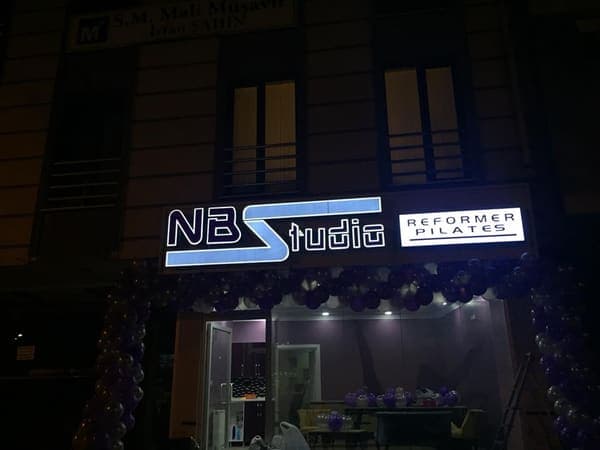 NB STUDİO (Reformer - Aletli Pilates) — Merkez pilates stüdyosu