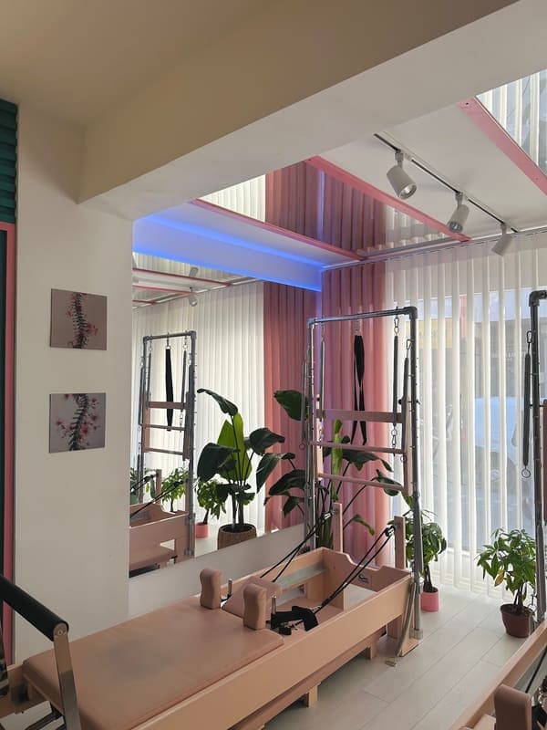 Neslihan Orunlu Pılates Studıo — Merkez pilates stüdyosu
