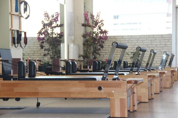 Nice2Fit Reformer Pilates Stüdyosu — Tepebaşı pilates stüdyosu