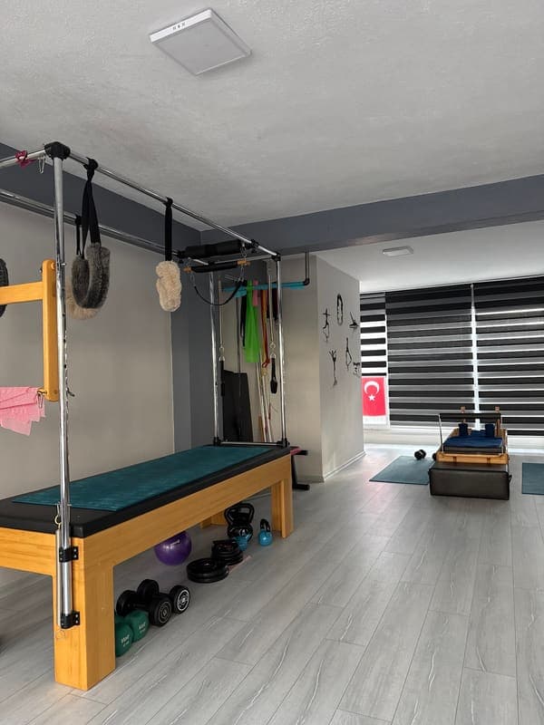 Nisa Pilates Stüdyo — Bandırma pilates stüdyosu