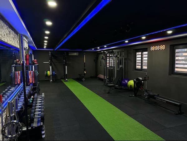 Omnia Personal Training & Pilates Studio — Bayraklı pilates stüdyosu