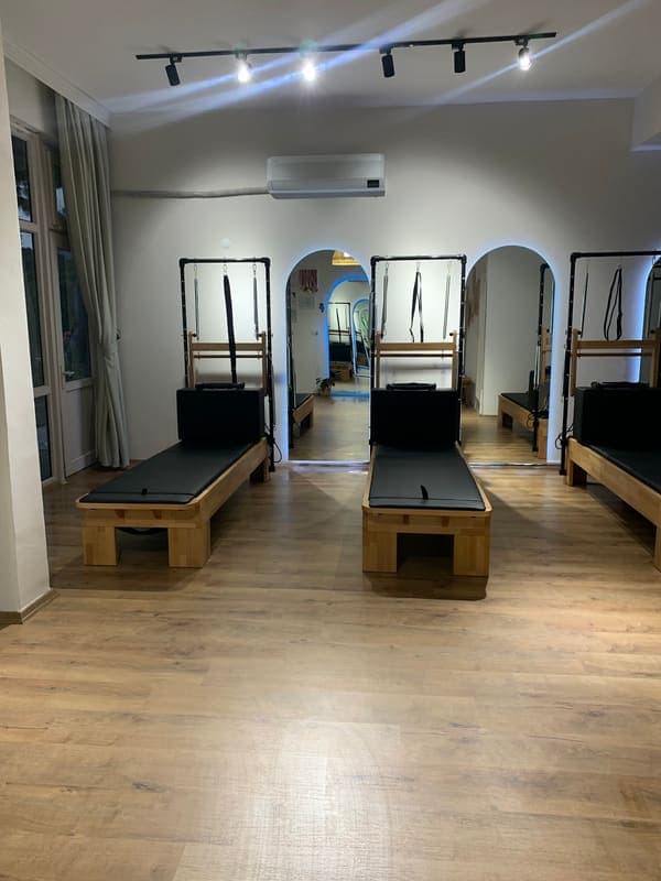 Özge Kartal Pilates Studio — Kuşadası pilates stüdyosu