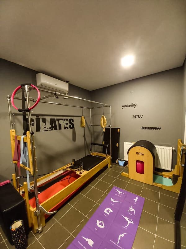 Pendik RiseUp Fit Personal Training -Pilates - Kickboks Studio — Pendik pilates stüdyosu