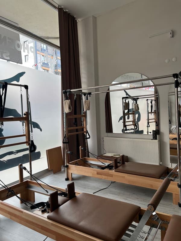 Phoenix Pilates Studio Esentepe — Esentepe pilates stüdyosu