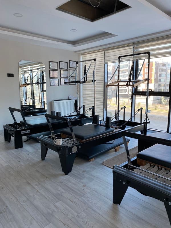 Pilates By Pervin Reformer studio — Kayapınar pilates stüdyosu