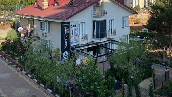 Pilates Center Studio — Onikişubat pilates stüdyosu