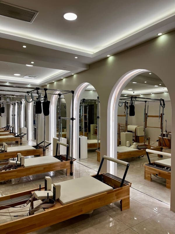 Pilates Please Studio — Başakşehir pilates stüdyosu