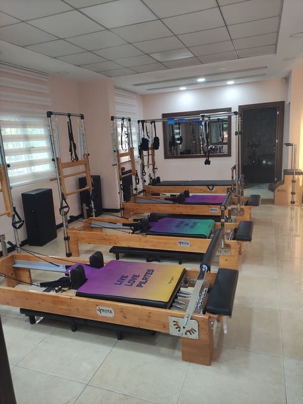 S&E Reformer Pilates Akademi — Seyhan pilates stüdyosu
