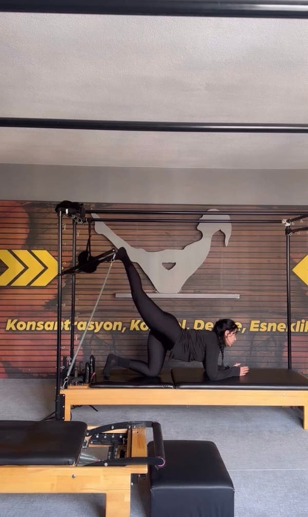 Sedef polat stüdyo pilates — Yakutiye pilates stüdyosu