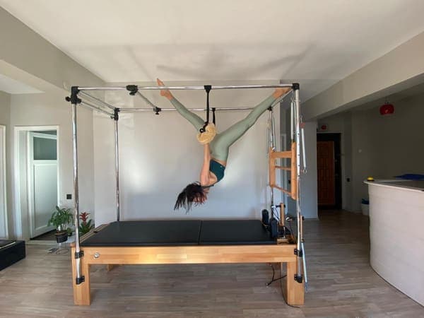 Studio34 4. Levent Aletli pilates — Levent pilates stüdyosu