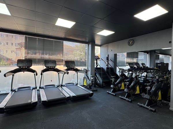 Therapilates Sport Center – Kadınlara Özel Spor Salonu — Merkez pilates stüdyosu