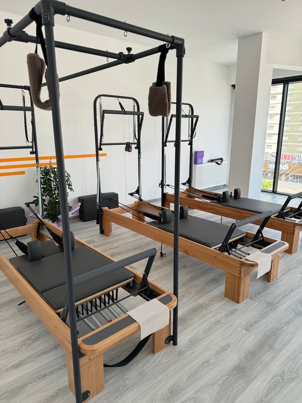 Via Fizyo Ankara Etimesgut - Hamile Pilatesi - Reformer Pilates - Fizyoterapist Eşliğinde Klinik Pilates — Etimesgut pilates stüdyosu