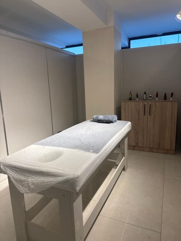 Via Pilates Studio — Eğriçam pilates stüdyosu